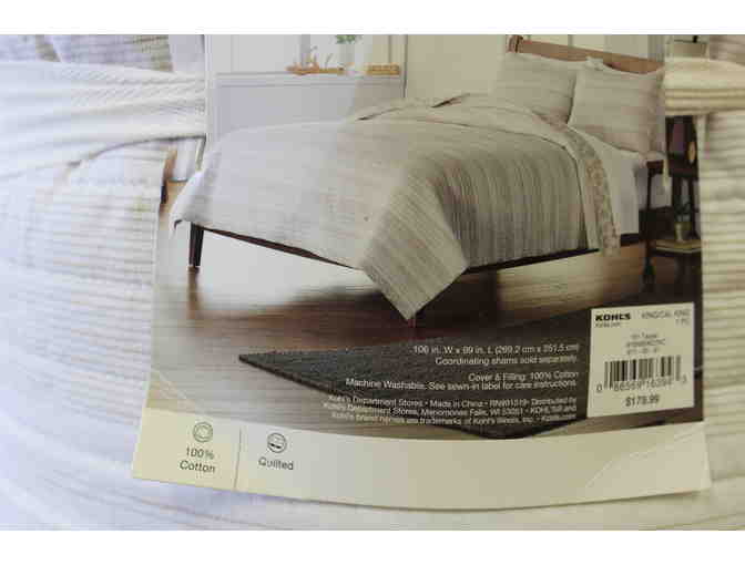 Sonoma King Size Reversible Quilt (Cream and Sea Shell Colored)