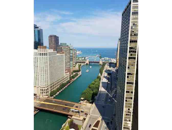 Chic Downtown Chicago Retreat