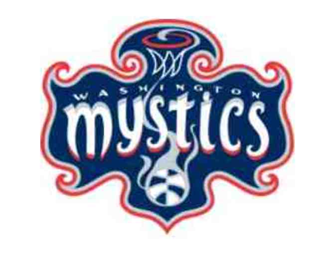 Autographed Photo of Ariel Atkins of the Washington Mystics