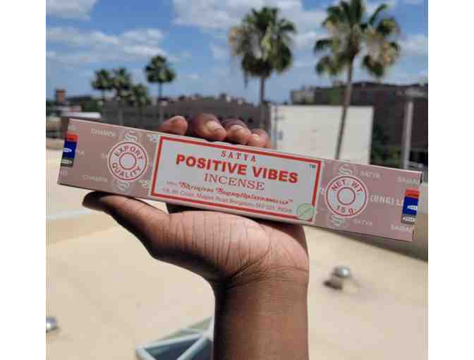 'Positive Vibes Only' Meditation Kit