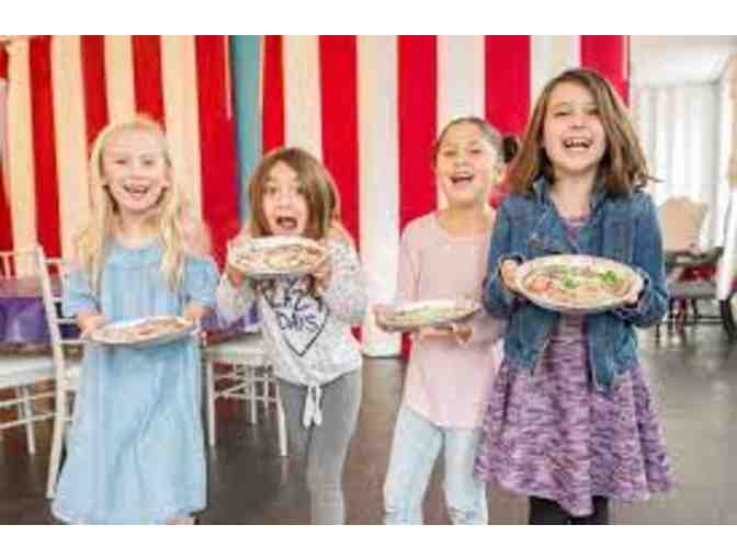 Deluxe Birthday Party for 10 at Sweet Pete's