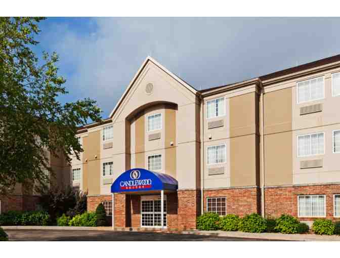 1 Night Stay at Fort Wood Hotels for 2 Adults