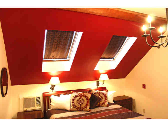 A Weekend Getaway for 2 in Shelburne, VT