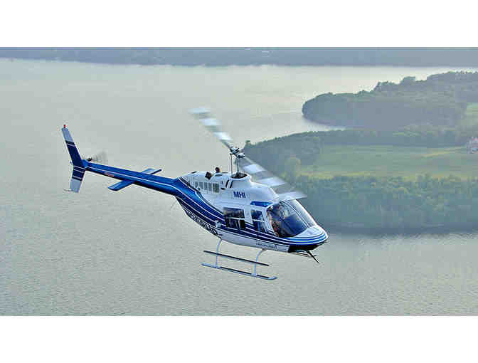 1-Hour Scenic Helicopter Tour for 3 from Mansfield Heliflight