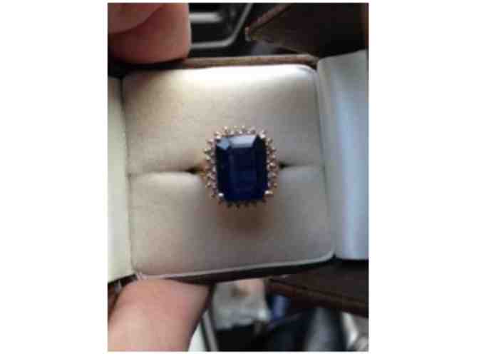 Stunning  Sapphire Ring on 14K Gold Band