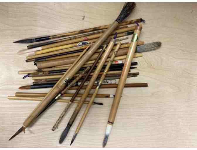 25+ old Chinese and Japanese Bamboo Paint and Calligraphy Artist Brushes - Photo 1