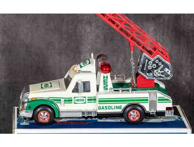 Hess Truck: Rescue Truck