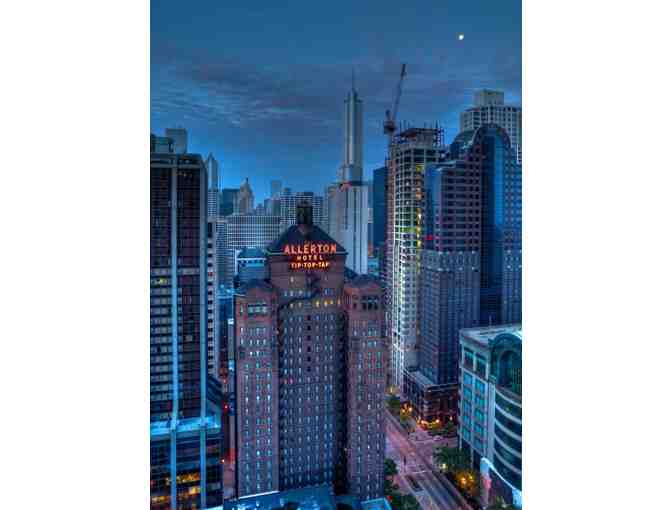 Weekend Stay on the Magnificent Mile