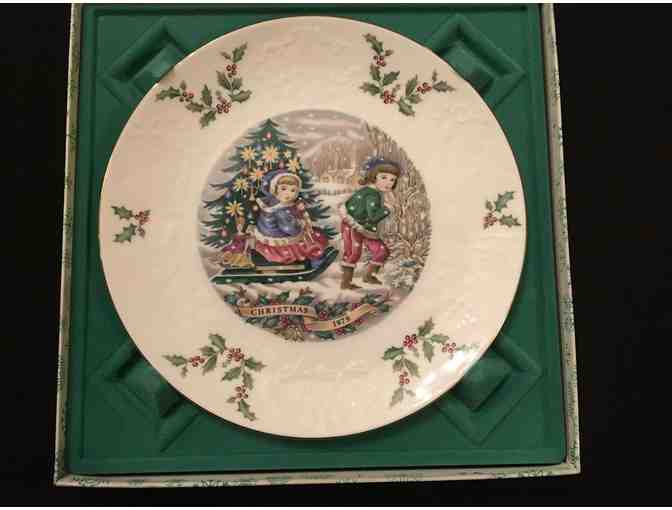 Christmas Collector's Plates from the 70's