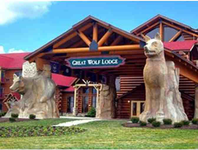 One-Night Stay in a Family Suite at Great Wolf Lodge in Williamsburg