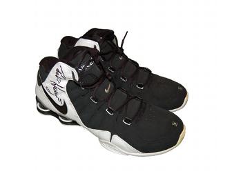 Robert Horry's Nike Flight Shox