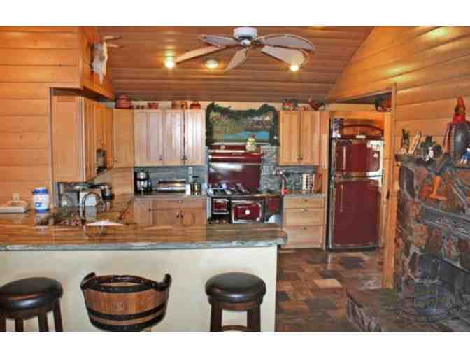Lakefront vacation cabin in Big Bear with game room and pool table