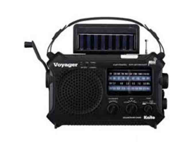 Voyager Solar and Crank Multiband Radio