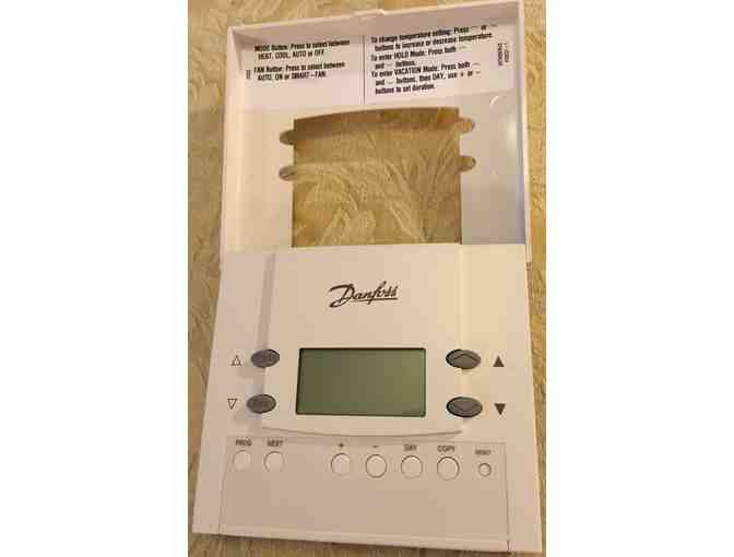 Danfoss Programable Heat/Cool thermostat