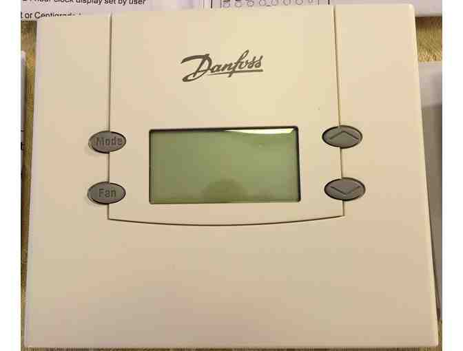 Danfoss Programable Heat/Cool thermostat