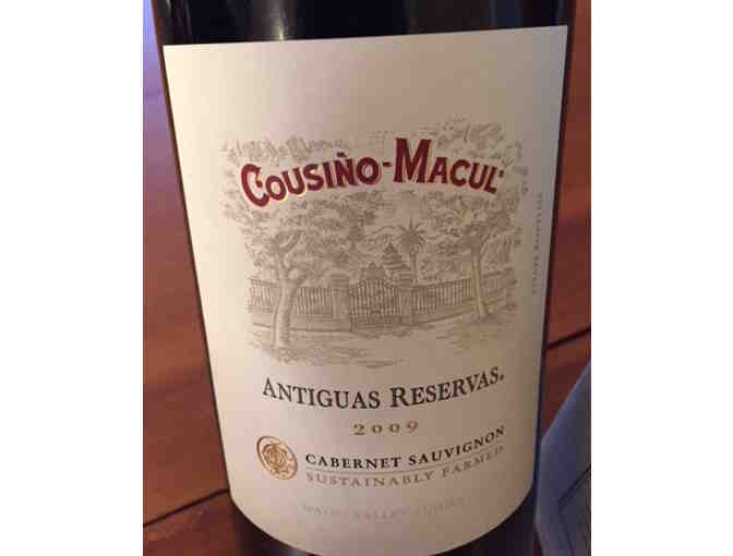 A bottle of Cousino-Macul  Antiguas Reservas Cabernet Sauvignon 2009