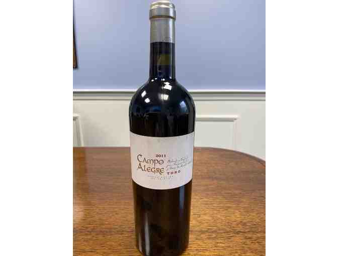 A bottle of 2011 Campo Alegre Wine - bottle 1/2