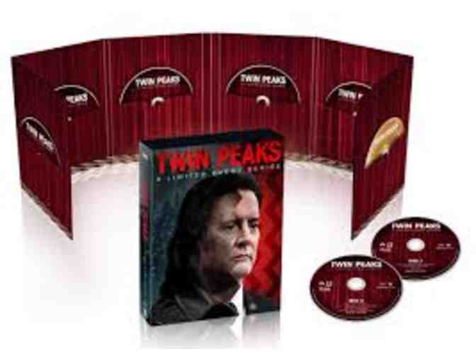 Twin Peaks: A Limited Event Series DVD