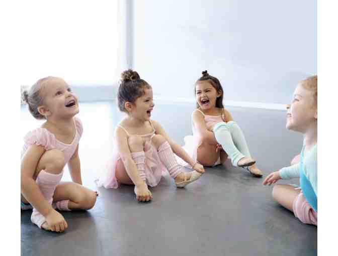 8 Count Dance Academy: $500 Off Group Dance Class Tuition