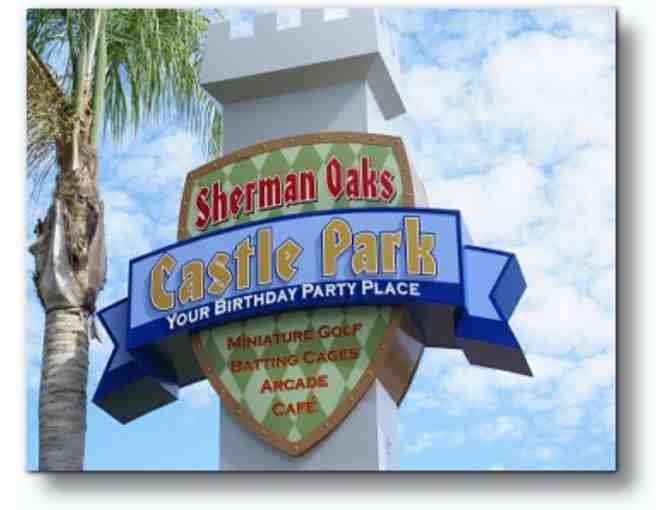 Sherman Oaks Castle Park: 2 Mini Golf Passes