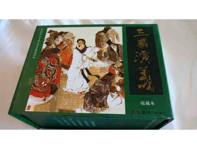 Six Graphic Novels and Two Reading Comprehension Practice Books in Chinese