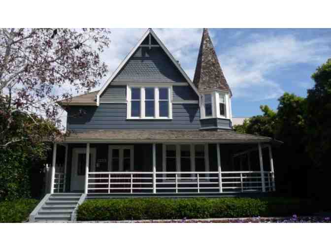 Santa Monica Conservancy - Historic Walking Tour of Downtown SM for up to Ten People