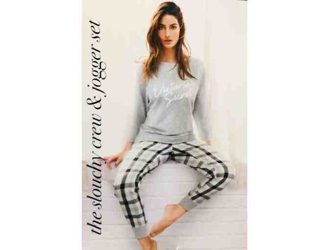 Victoria's Secret Slouchy Crew and Jogger Set (XSmall)