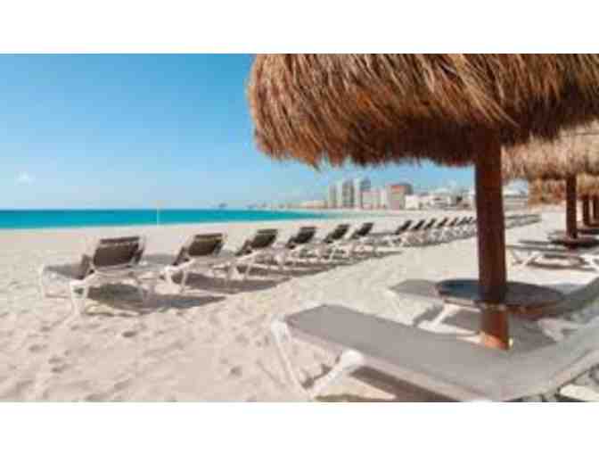 A Fabulous Getaway for Two to Cancun, Mexico