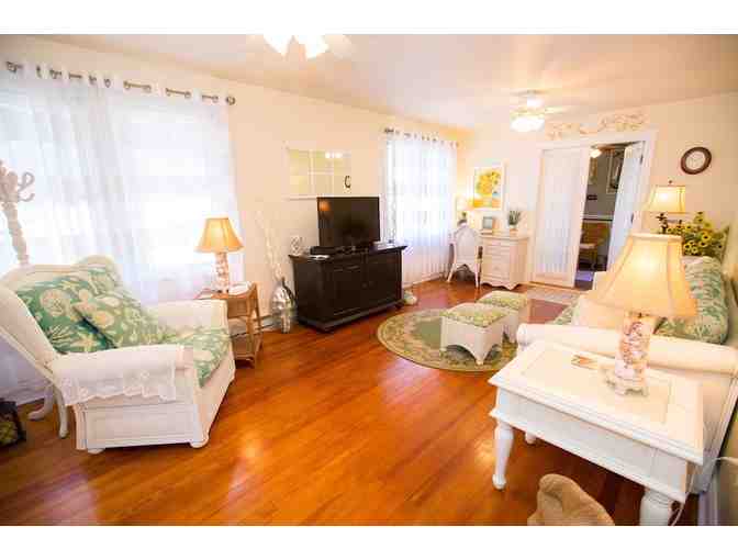 Spring or Fall 4 Day, 3 Night Stay in Beautiful Cape May, NJ Condo