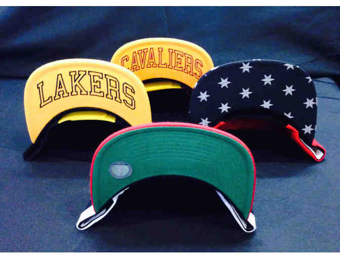 Mitchell & Ness 4 adjustable snapback hats (Lakers/Cavaliers/Bulls/Heat)