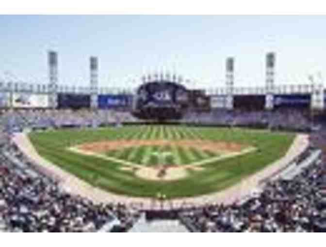 Chicago White Sox - Four Home Plate Club Tickets + Two Parking Passes  (8/9/17 Game) - Photo 1