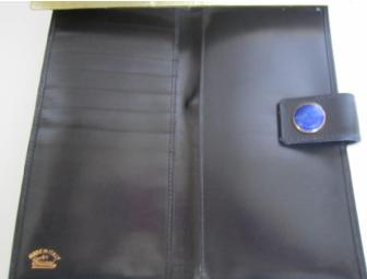 Authentic Vintage GUCCI Bifold Checkbook Cover Clutch Wallet GG Logo Medallion