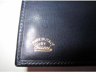 Authentic Vintage GUCCI Bifold Checkbook Cover Clutch Wallet GG Logo Medallion