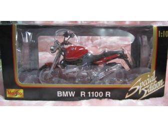 Maisto Special Edition Red BMW Motor Cycle Model