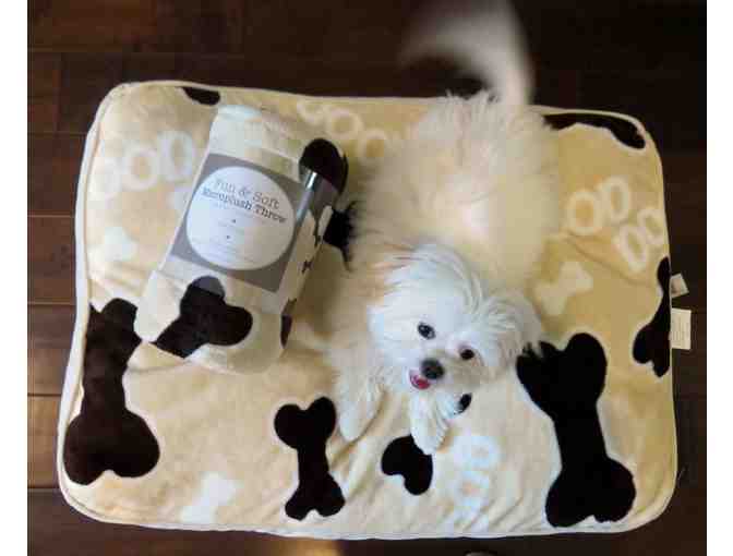 Dog Bone Design Pet Bed and Microplush Throw