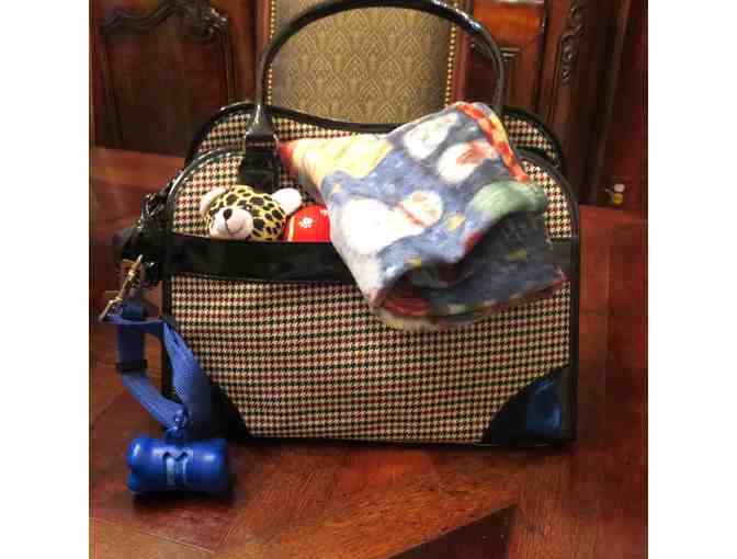 Exquisite Handbag Pet Carrier Gift Set