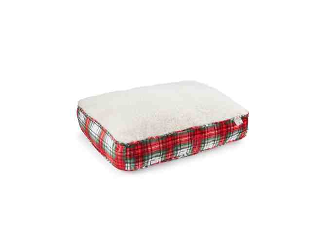 Plaid Pet Bed and Matching Throw