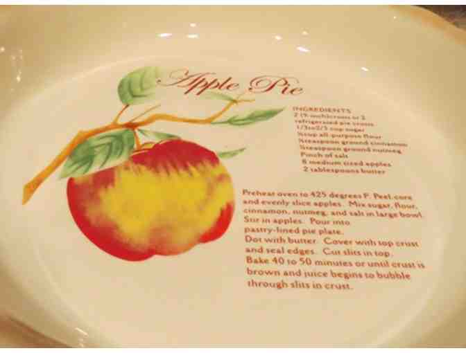 Apple Pie plate with recipe