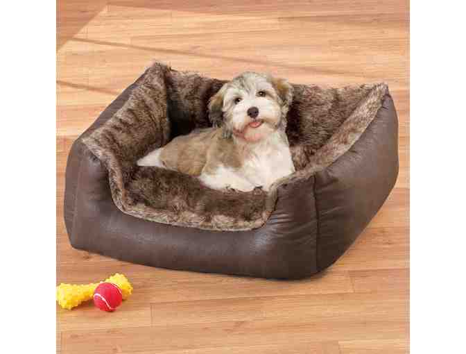 Luxurious Vegan Leather and Faux Fur Pet Bed