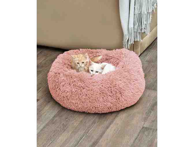 Plush Donut Pet Bed - Pink