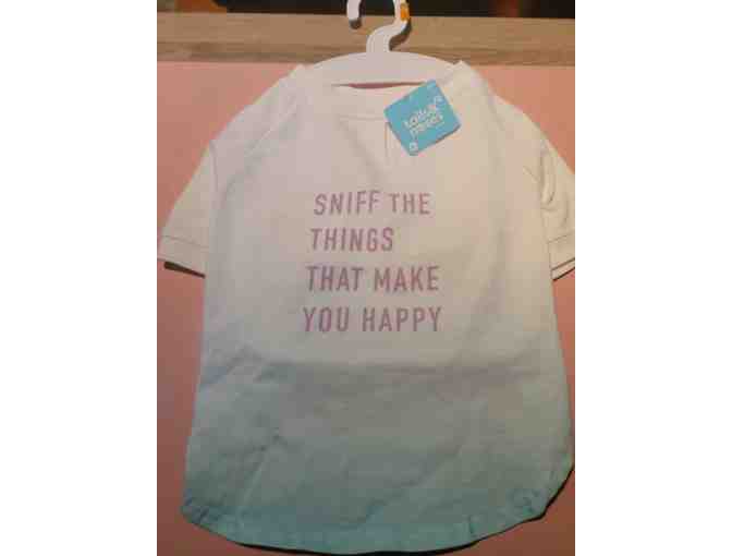 Sniff Happy Things T-shirt size M