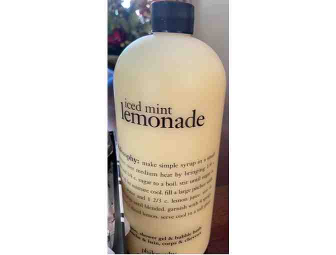 Mom and Me bath time