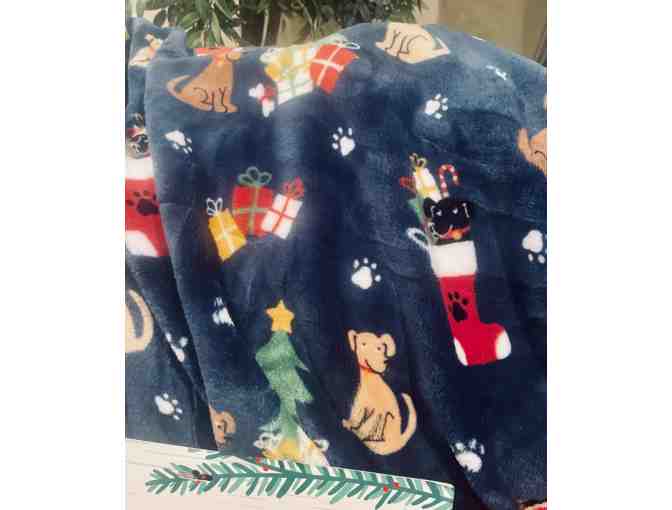 Pet Lover Holiday Collection and 60x80 plush throw