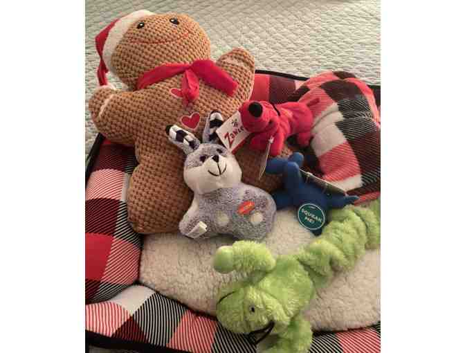 Merry and Bright Red Plaid Pet Bed, and Blanket, Gift Package
