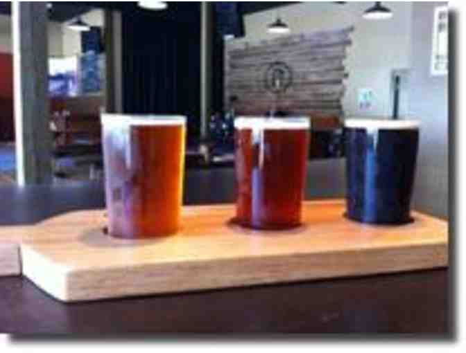 BottleHouse Package - Growler, 4 BottleHouse Pint Glasses and a BottleHouse T-Shirt