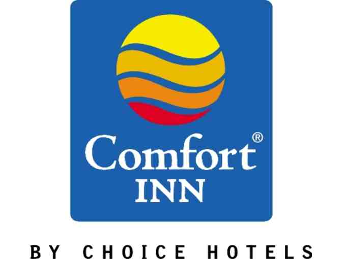 2 night stay at Comfort Inn Long Island City & Dinner for 2 at Crescent Grill Restaurant