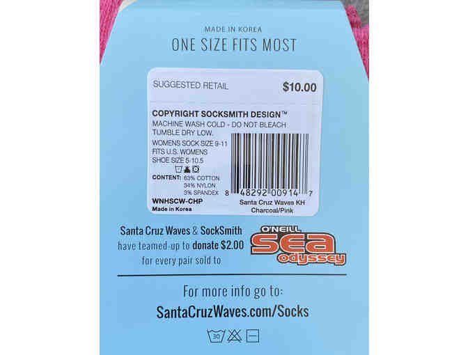 Socksmith Design: Women's 'Santa Cruz Waves - Charcoal/Pink' Knee High Socks