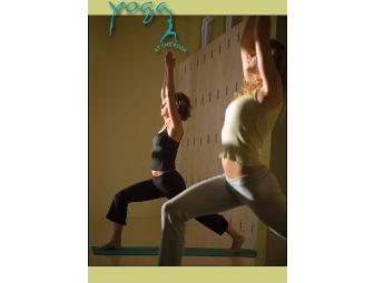 Pacific Edge - Yoga & Fitness Studio Class