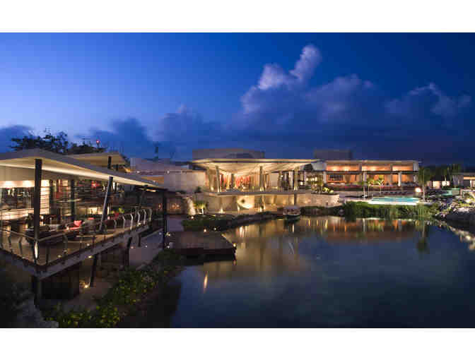 3 nights in an overwater suite at the Rosewood Mayakoba