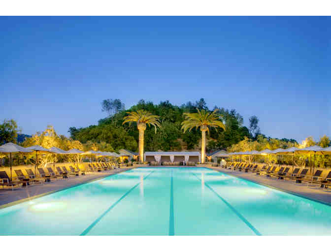 Incredible trip to Napa: Private plane, 2 night stay and 3 piece Ghurka luggage set